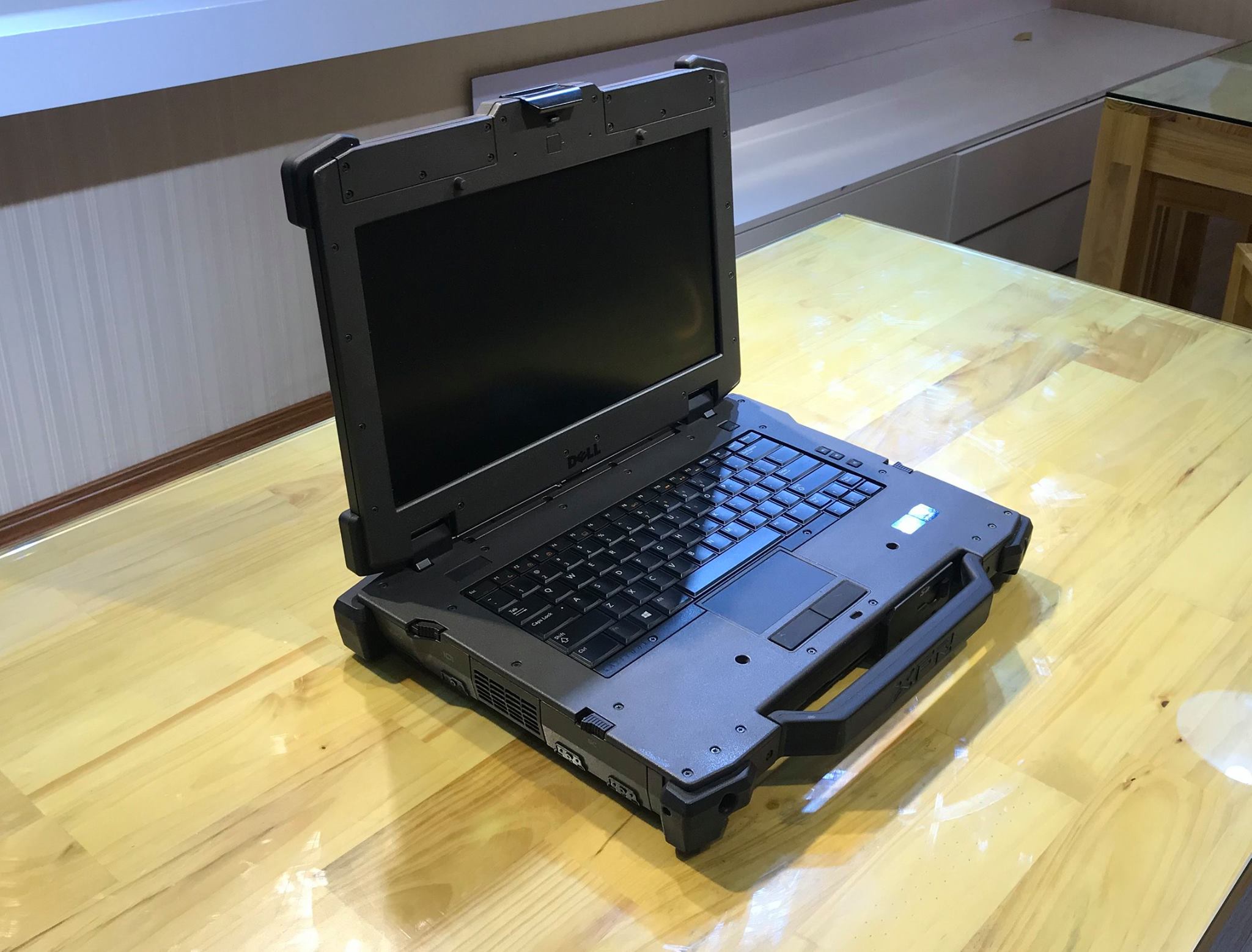 Laptop Dell Latitude E6420 XFR-88.jpg
